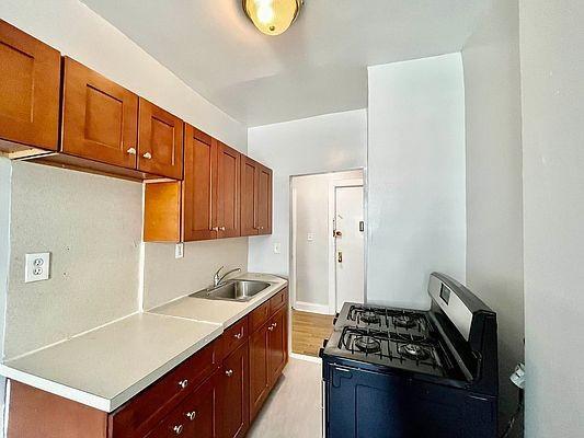 Building Photo - 1 bedroom in Bronx NY 10452