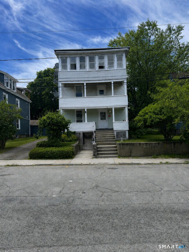 Building Photo - 101 Riverview Ave
