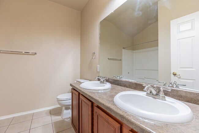 Building Photo - 4746 Gambels Quail