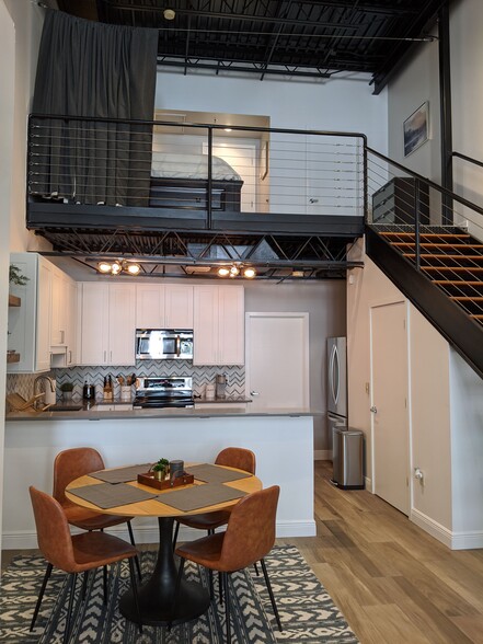 Kitchen/Dining - 112 S 12th St