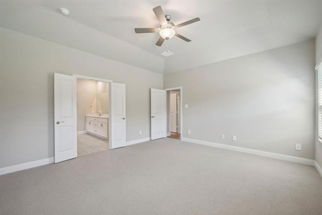 Building Photo - 2208 Palomino Ln