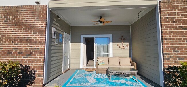 Building Photo - 304 Kiskadee Loop