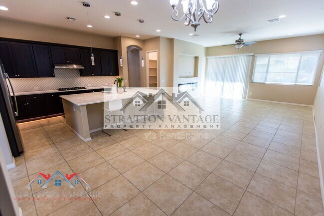 Building Photo - 4179 E Cynthia St