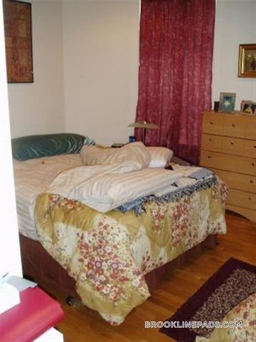 Building Photo - 1801 Beacon St