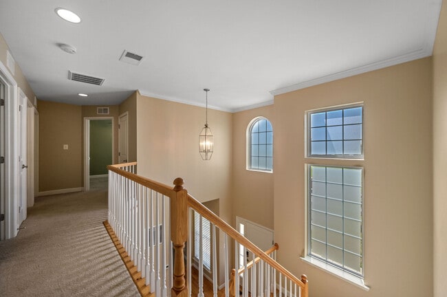 Building Photo - 463 Quail Landing Cir