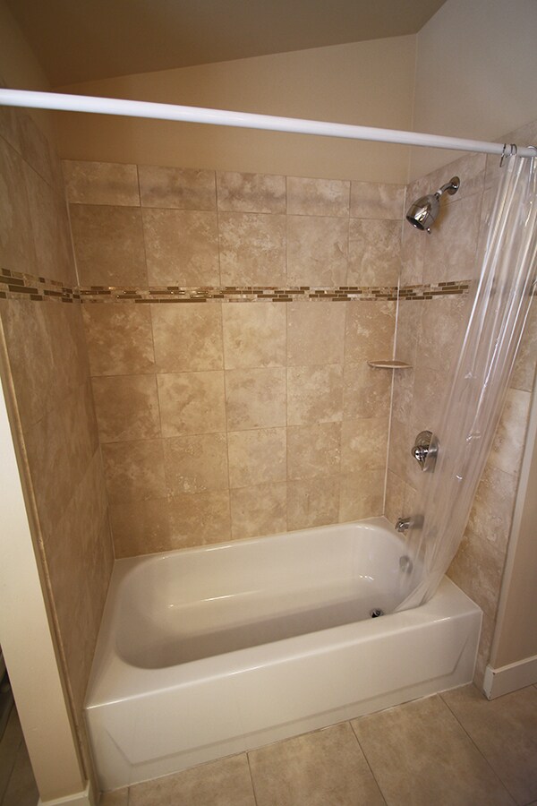 Building Photo - LUXURY 3 BED, 3 BATH SEATTLE TOWNHOME FOR RENT; AVAILABLE NOW!