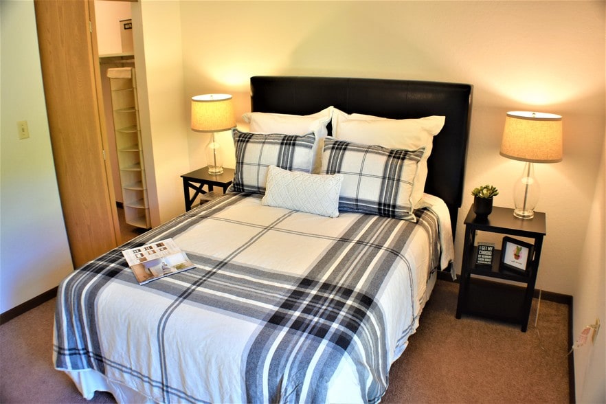 Building Photo - Winchell Way Apartments