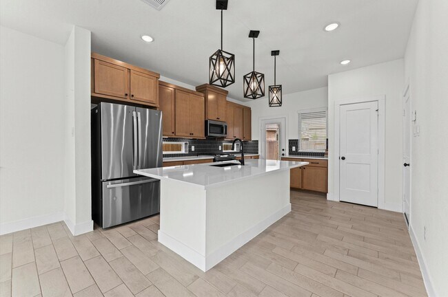 Building Photo - 7735 Meadow Mouse Ln