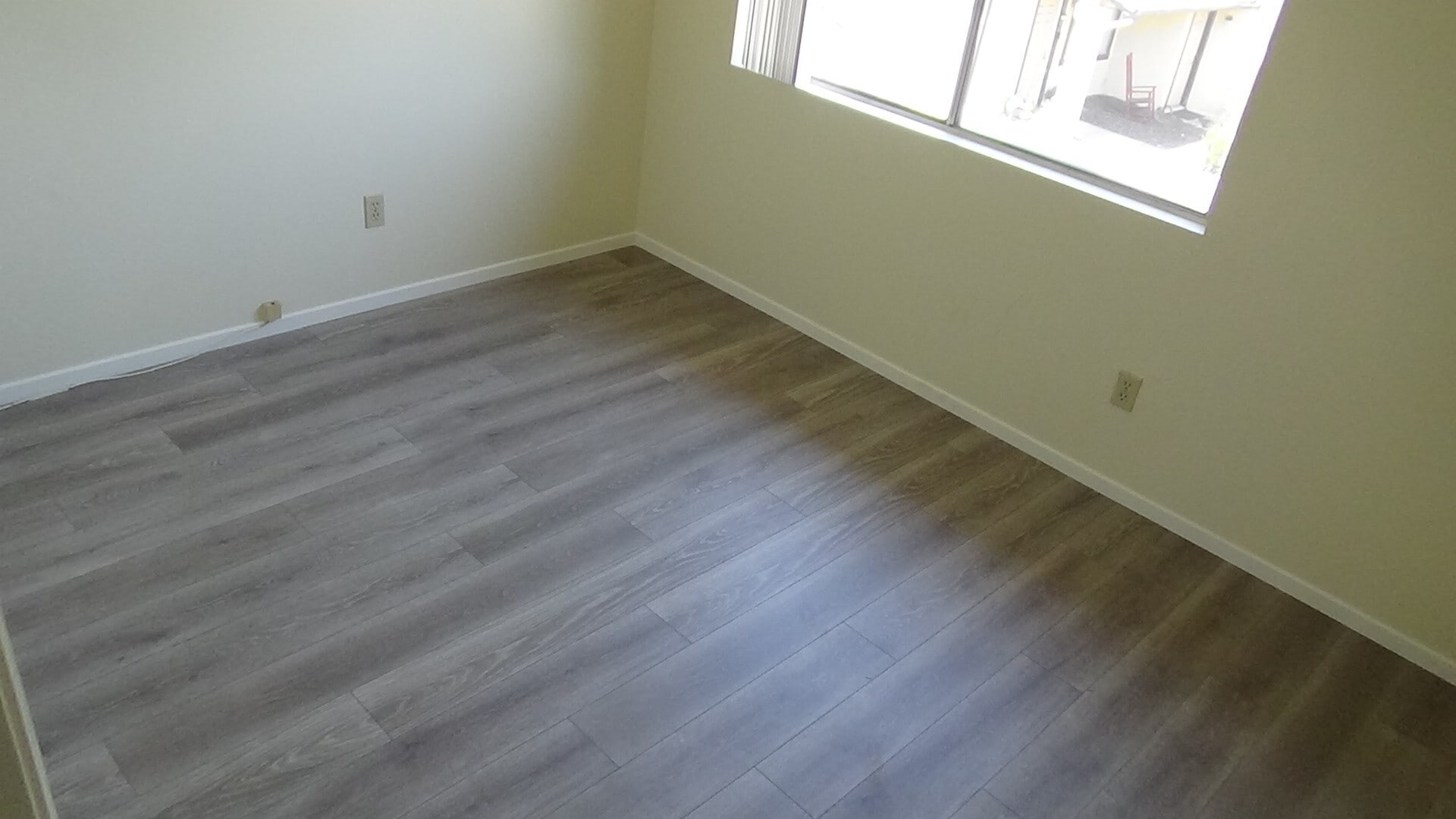 Bed # 2 - 308 W Barton Ave