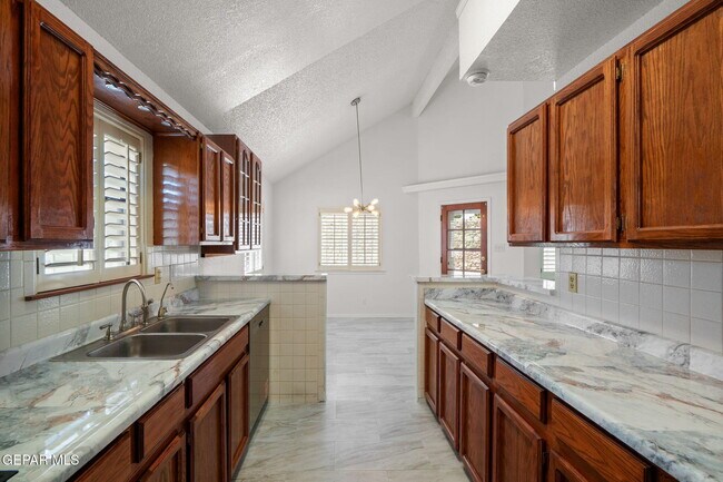 Building Photo - 568 Mogollon Cir