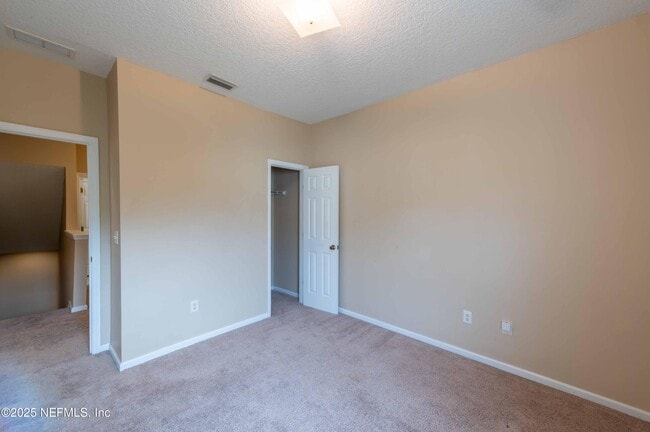 Building Photo - 12301 Kernan Forest Blvd