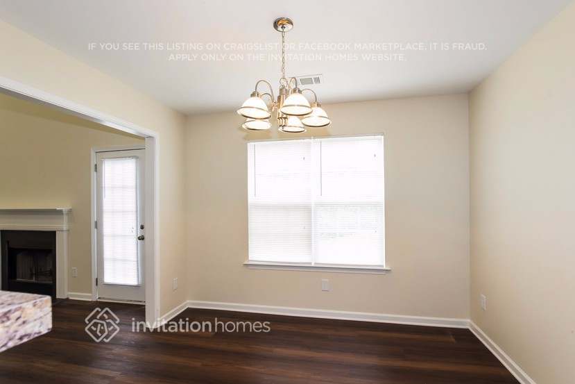 Building Photo - 216 Nellie Yale Pl