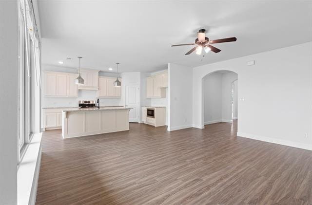 Building Photo - 2405 Peebles Ln