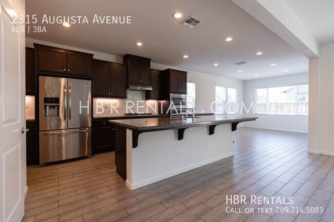 Building Photo - Ellis Community - Four Bedroom Home Over 3...