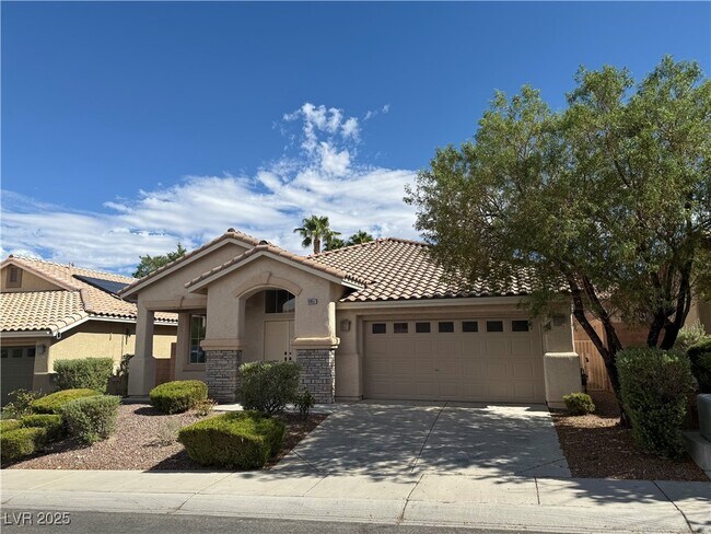 Primary Photo - 10657 Sapphire Vista Ave