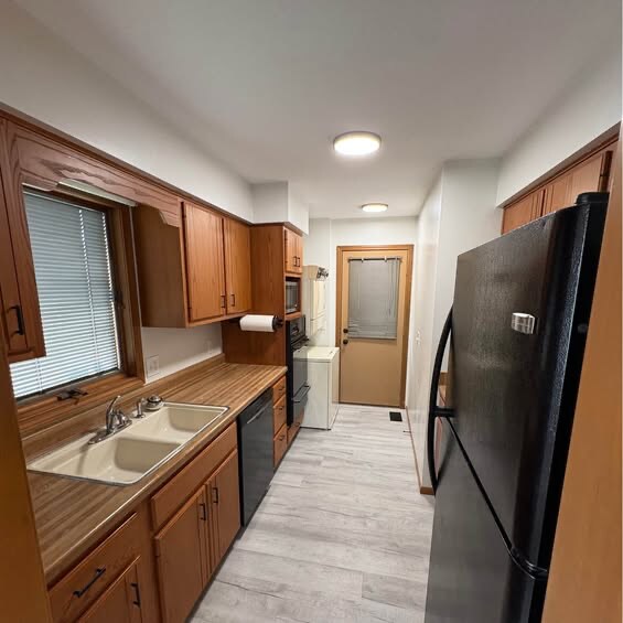 Building Photo - 1319 Reed Rd