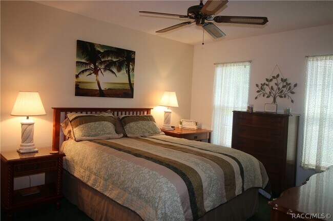 Building Photo - 3316 S Liverpool Point