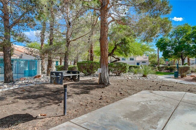 Building Photo - 8039 Teresita Ave