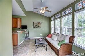 Building Photo - 1004 Southwinds Dr