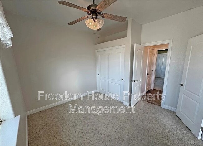 Building Photo - 3580 Prairie Ave