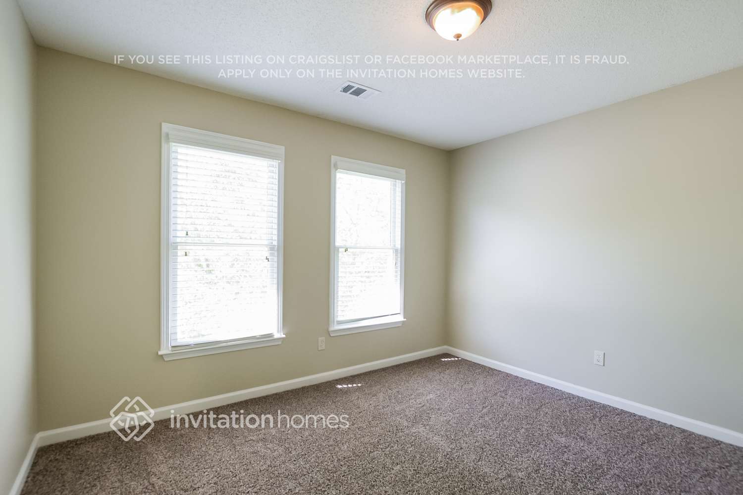 Building Photo - 361 Hunters Creek