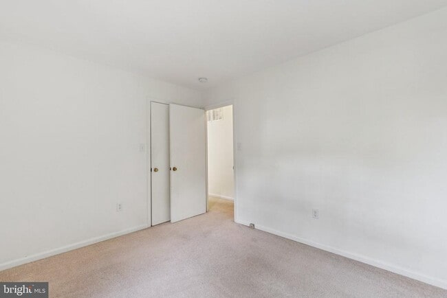 Building Photo - 3714 Carriage House Ct