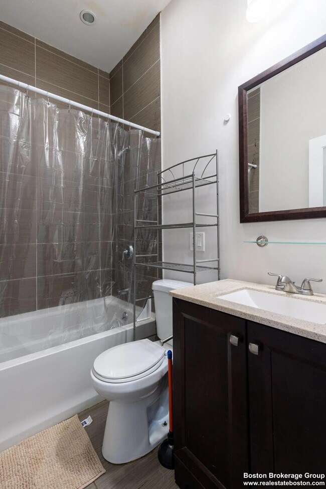 Building Photo - 89 Cedar St