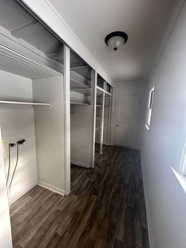 Building Photo - 540 Congress Ave