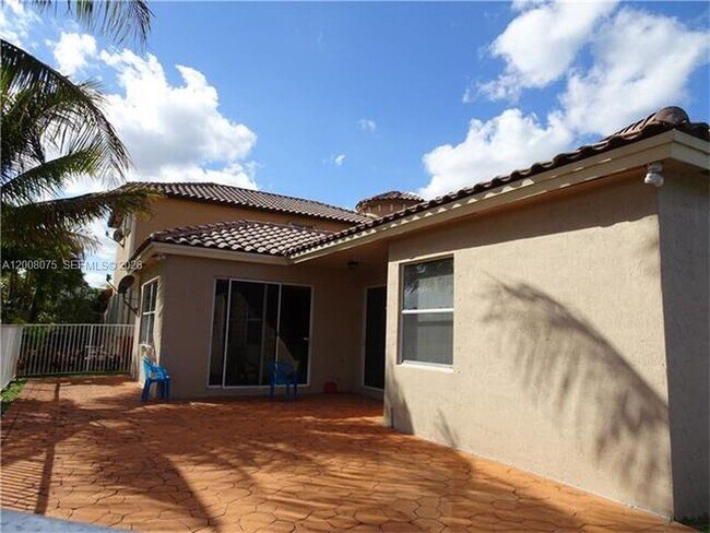 Building Photo - 12830 SW 51st St