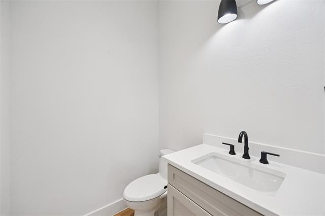 Building Photo - 5636 Winton St