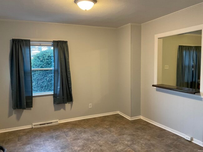 Building Photo - 1405 N Anthony Blvd