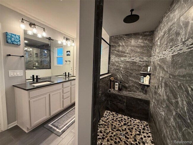 Building Photo - 4811 Broomfield Wy