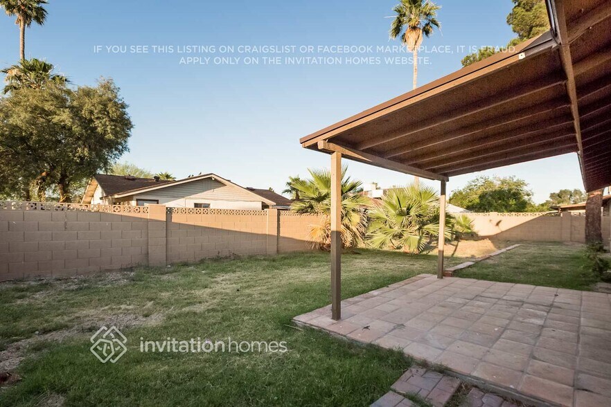 Building Photo - 4603 W Luke Ave