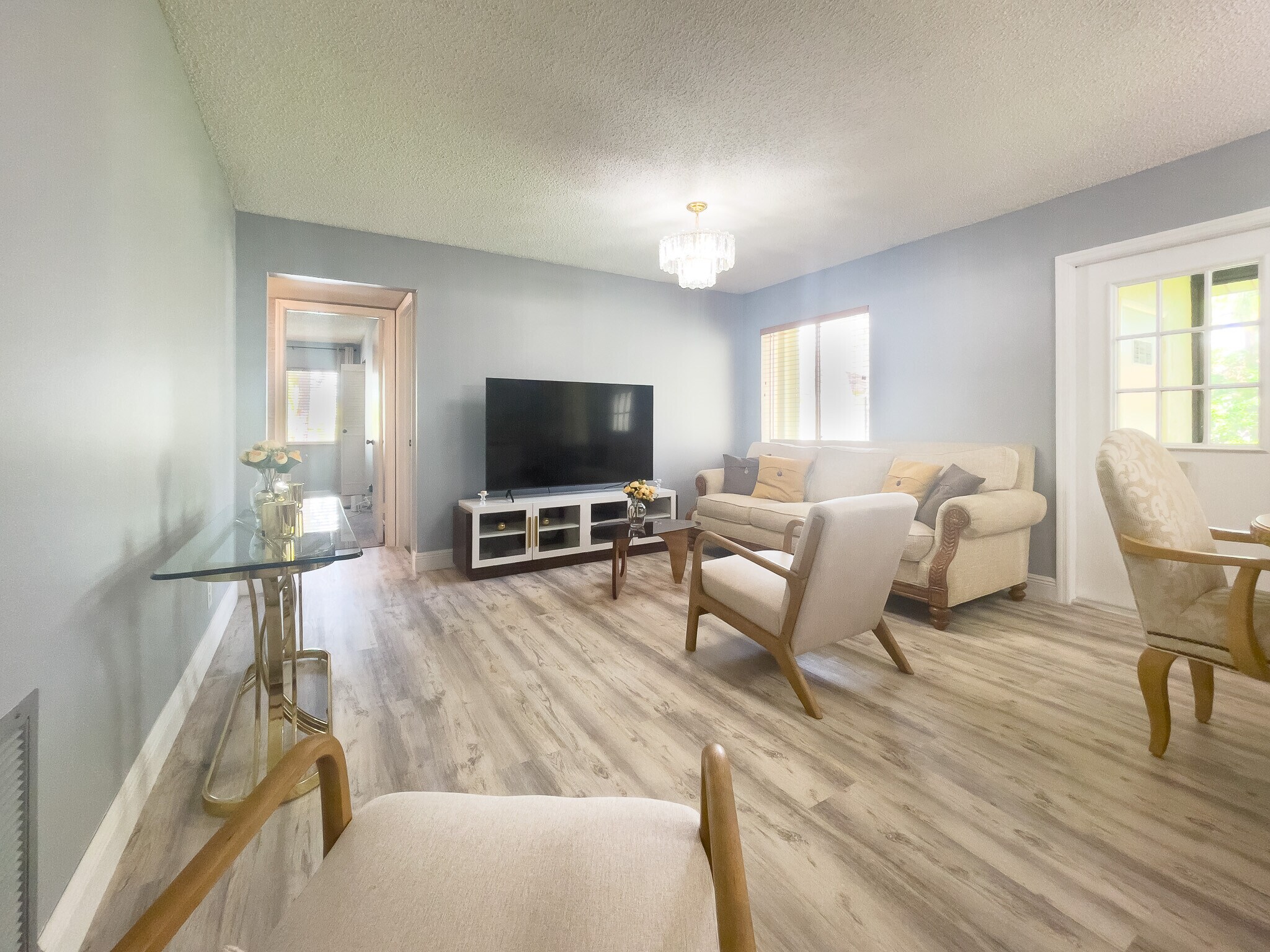 Building Photo - 340 Knotty Pine Cir