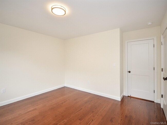 Building Photo - 30 Dunes Ln