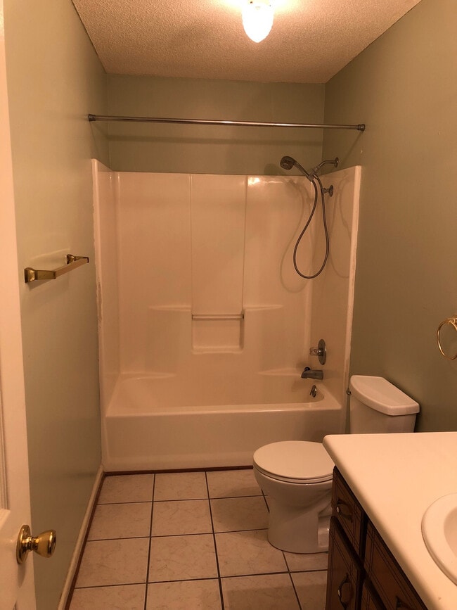 Building Photo - 341 Sawgrass Dr