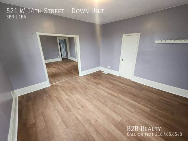 Building Photo - 521 W 14th St