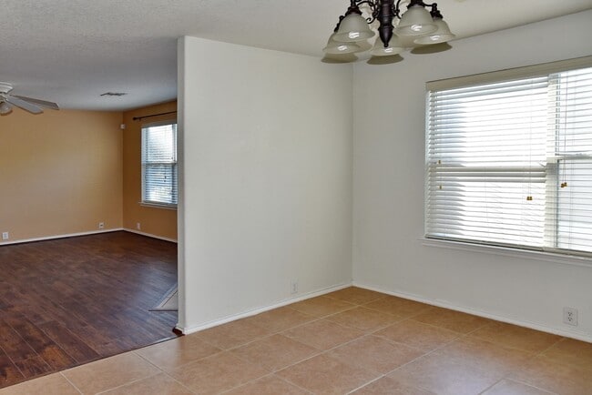 Building Photo - 13600 Breton Ridge St