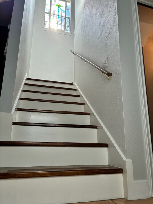 Building Photo - 6349 Briar Rose Dr