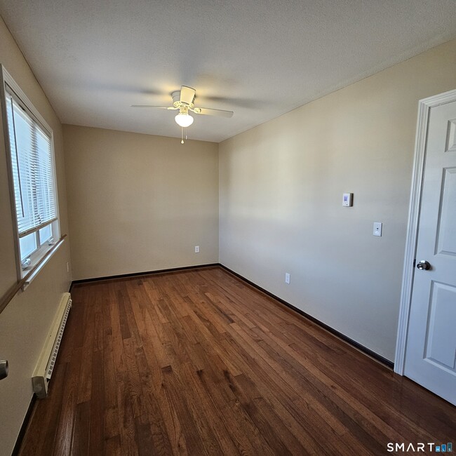 Building Photo - 373 Wolcott St