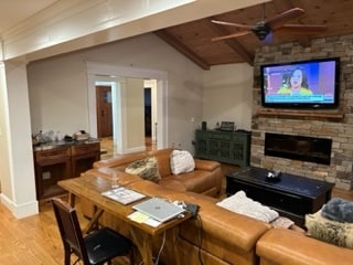 Building Photo - 1320 Montclaire Way