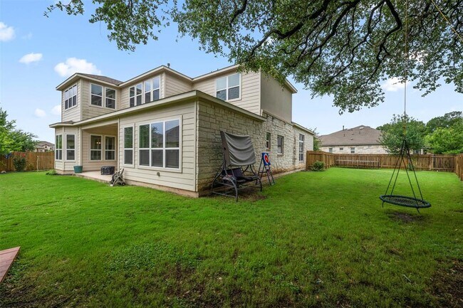 Building Photo - 3917 Tavarez St