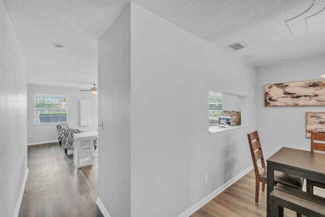 Building Photo - 1350 Riverside Cir