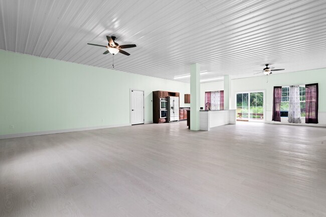 Building Photo - 7795 Loches Rd