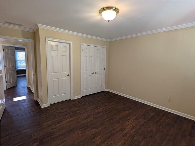 Building Photo - 4492 Chattahoochee Plantation Dr SE