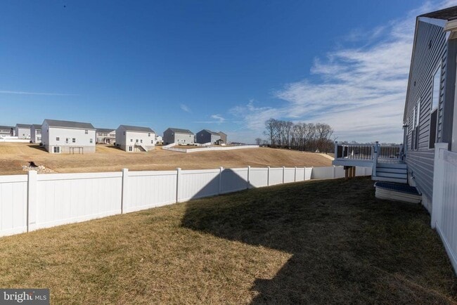 Building Photo - 210 Eternal Way