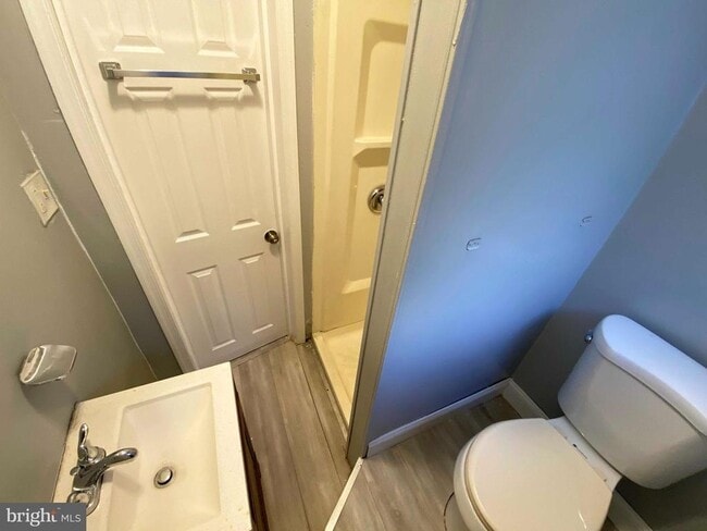 Building Photo - 3050 Hartville St