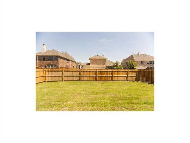 Building Photo - 12060 Grandview Dr