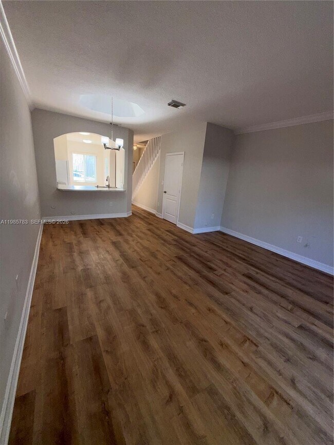 Building Photo - 15750 SW 92nd Ave