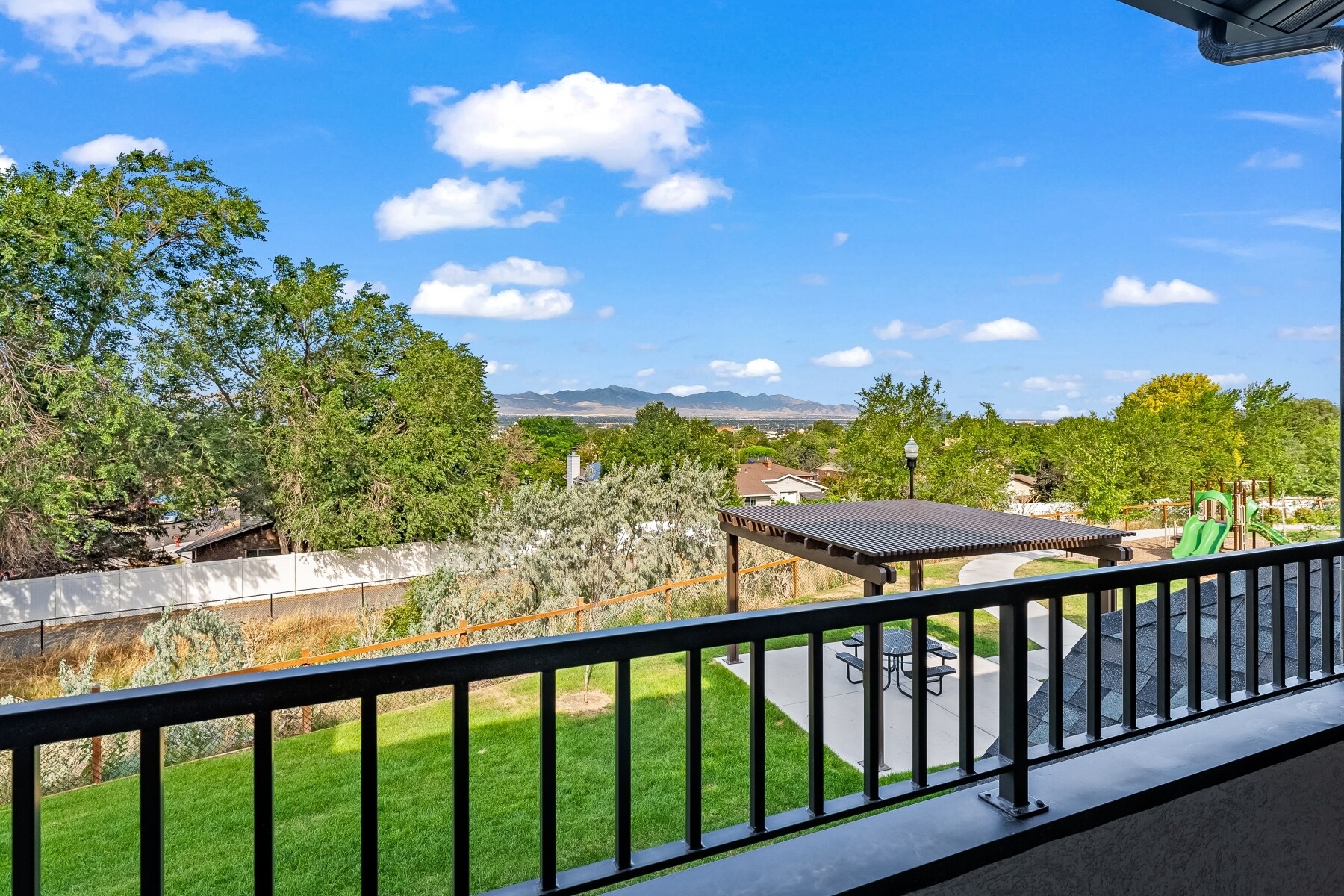 Building Photo - 10374 S Sage Canal Way